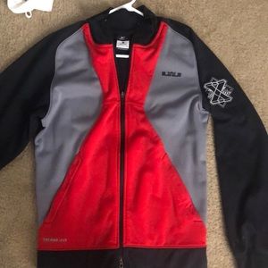 Lebron James size small therma-fit zip up